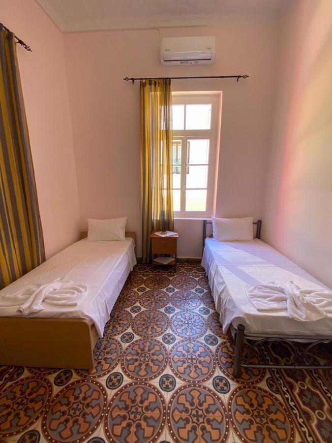Shared House , Private Rooms With Garden La Canea Exterior foto